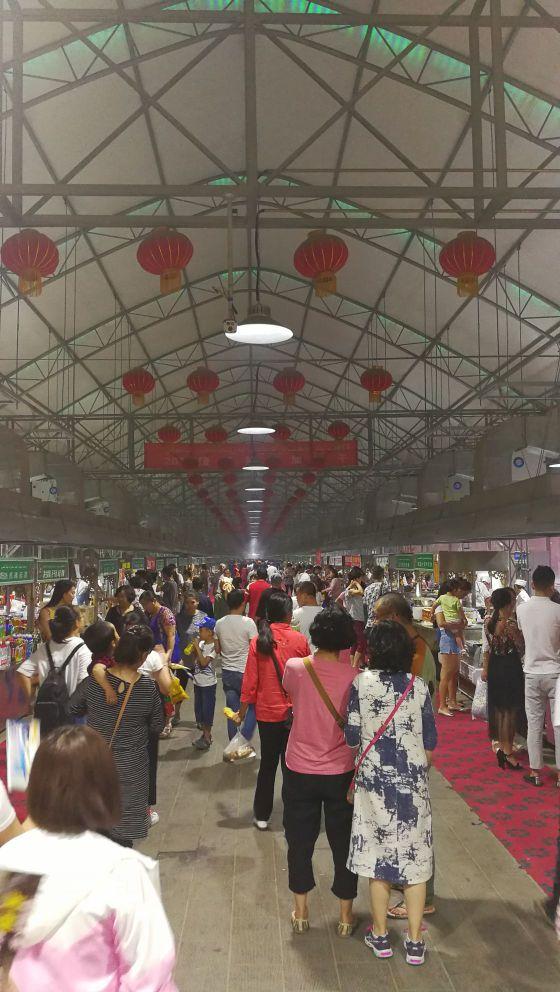 和田夜市和田本地羊红柳烤肉 - 星际高球联盟-中国精英人士高尔夫旅游度假实景