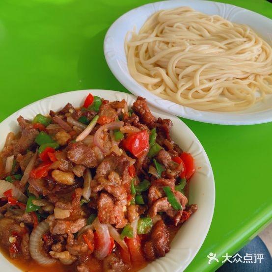 托克逊老四号餐饮 - 星际高球联盟-中国精英人士高尔夫旅游度假实景