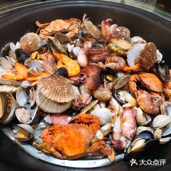 大杰海鲜锅(基隆路店) - 星际高球联盟-中国精英人士高尔夫旅游度假实景
