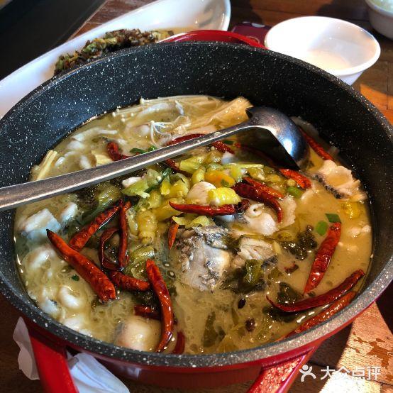 鱼线牵老坛酸菜黑鱼馆(江城南路店) - 星际高球联盟-中国精英人士高尔夫旅游度假实景