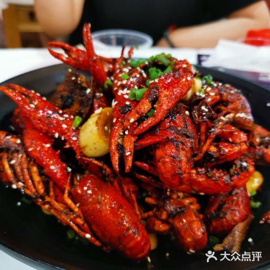 龙虾汇油焖大虾(三湾路总店) - 星际高球联盟-中国精英人士高尔夫旅游度假实景