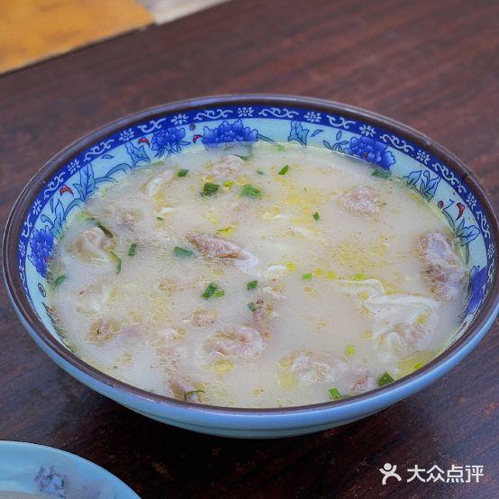 非遗伙头烧蟹黄汤包·锅盖面早茶(大市口店) - 星际高球联盟-中国精英人士高尔夫旅游度假实景
