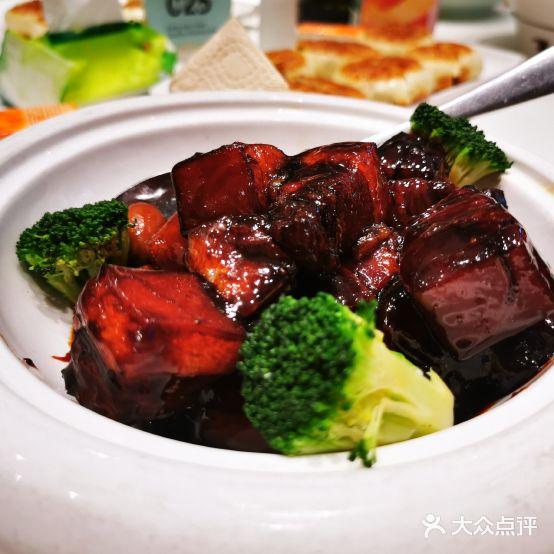 江南小镇(道里店) - 星际高球联盟-中国精英人士高尔夫旅游度假实景