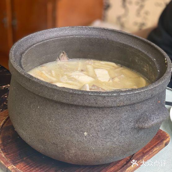 干老四雅鱼饭店(滨江西路店) - 星际高球联盟-中国精英人士高尔夫旅游度假实景