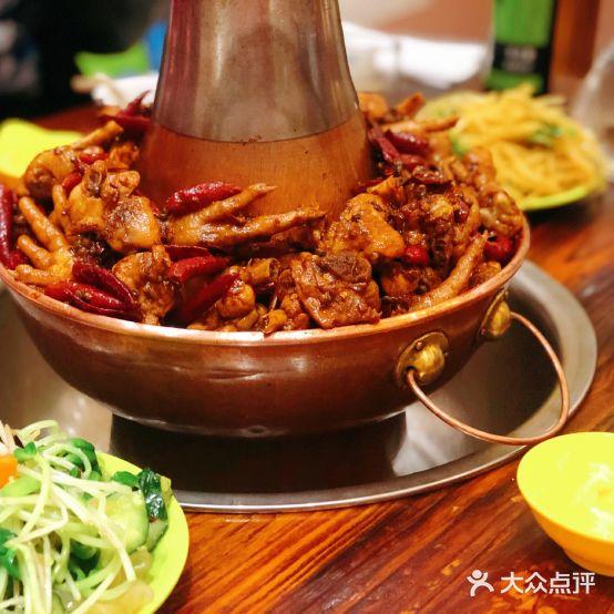 小V家火锅鸡(永兴西路店) - 星际高球联盟-中国精英人士高尔夫旅游度假实景