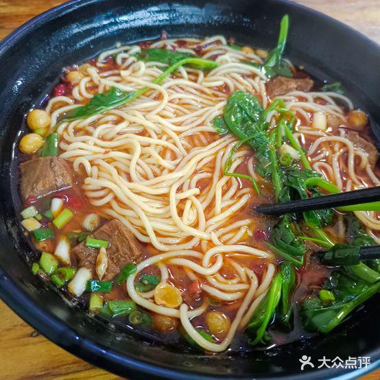 串串红自助小火锅 - 星际高球联盟-中国精英人士高尔夫旅游度假实景