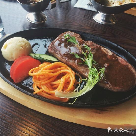 曼哈顿活动电影主题餐厅(金湖店) - 星际高球联盟-中国精英人士高尔夫旅游度假实景