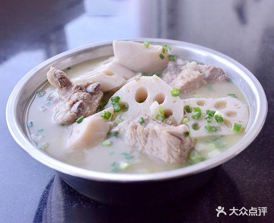 广东海鲜砂锅粥 - 星际高球联盟-中国精英人士高尔夫旅游度假实景