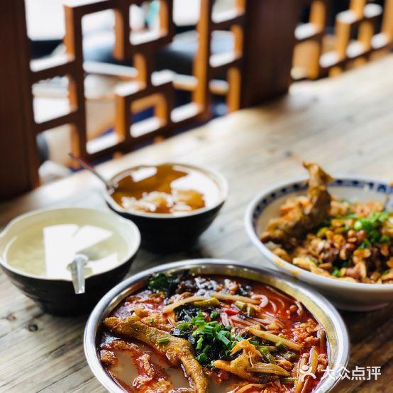西环肥仔螺蛳粉(鹅山路店) - 星际高球联盟-中国精英人士高尔夫旅游度假实景