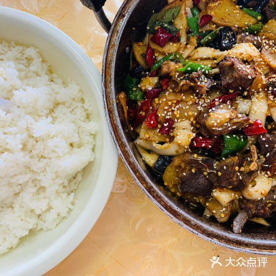 蓉城九香食府(民俗风情小镇店) - 星际高球联盟-中国精英人士高尔夫旅游度假实景