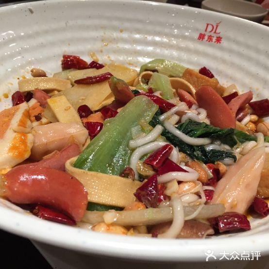 胖东来美食城(胖东来时代广场七一路店) - 星际高球联盟-中国精英人士高尔夫旅游度假实景