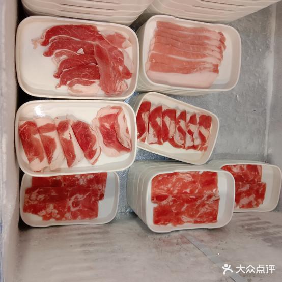 华莎烤肉海鲜火锅自助(财富广场店) - 星际高球联盟-中国精英人士高尔夫旅游度假实景