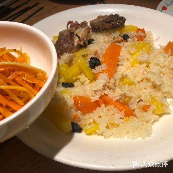 小尕子·新疆菜(万宴城店) - 星际高球联盟-中国精英人士高尔夫旅游度假实景