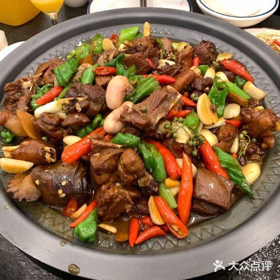 笨鸡小跑·沂蒙菜·炒鸡(总店) - 星际高球联盟-中国精英人士高尔夫旅游度假实景
