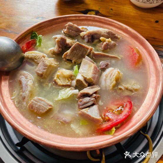阿婆岁月腊排骨(南门店) - 星际高球联盟-中国精英人士高尔夫旅游度假实景