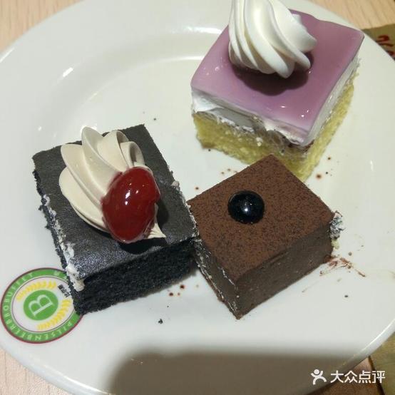比尔斯烤肉自助餐厅(总督署广场店) - 星际高球联盟-中国精英人士高尔夫旅游度假实景