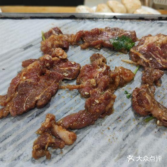东北苗哥烤肉(集美店) - 星际高球联盟-中国精英人士高尔夫旅游度假实景