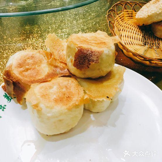 府东名吃城(府东街店) - 星际高球联盟-中国精英人士高尔夫旅游度假实景