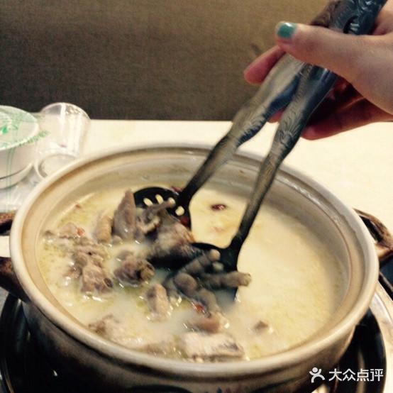 好客来猪肚鸡(河池分店) - 星际高球联盟-中国精英人士高尔夫旅游度假实景