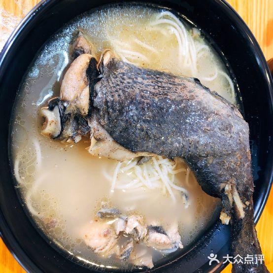 云味坊土鸡米线(告庄店) - 星际高球联盟-中国精英人士高尔夫旅游度假实景