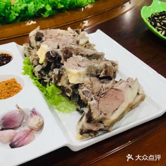 三江源美食城 - 星际高球联盟-中国精英人士高尔夫旅游度假实景