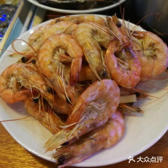 金滏山烤肉海鲜火锅自助(黄冈黄州万达店) - 星际高球联盟-中国精英人士高尔夫旅游度假实景
