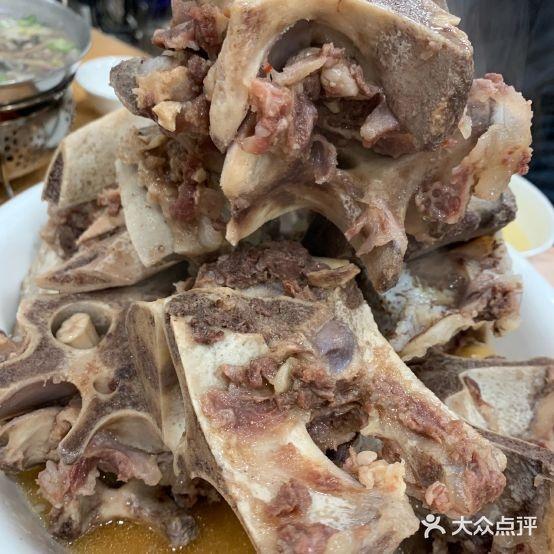九穆牛羊小馆总店(解放中路店) - 星际高球联盟-中国精英人士高尔夫旅游度假实景