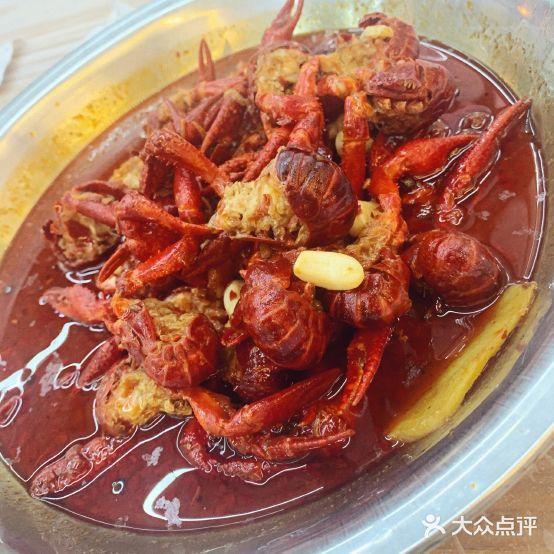 曾立和龙虾(八中店) - 星际高球联盟-中国精英人士高尔夫旅游度假实景