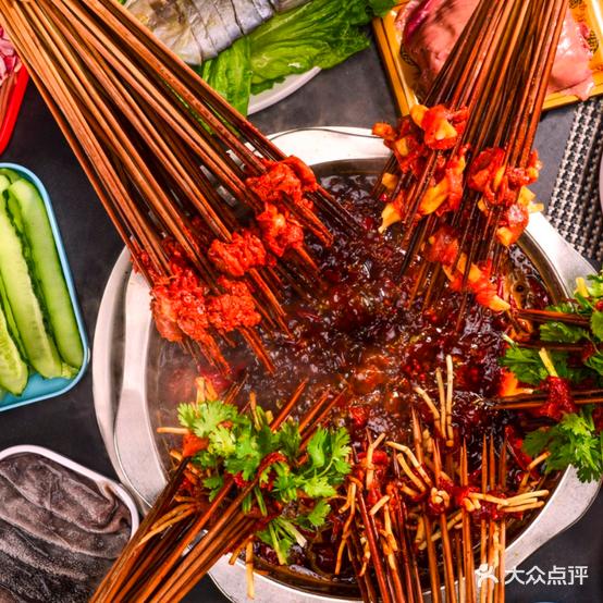 何王氏串串香火锅(两路口总店) - 星际高球联盟-中国精英人士高尔夫旅游度假实景