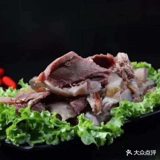 亿头牛牦牛肉火锅体验馆(仙足岛店) - 星际高球联盟-中国精英人士高尔夫旅游度假实景