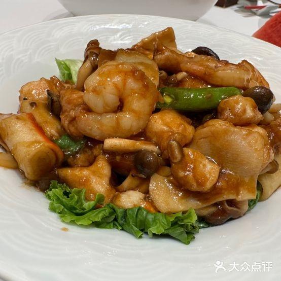 大铁勺酒楼(迎水道店) - 星际高球联盟-中国精英人士高尔夫旅游度假实景