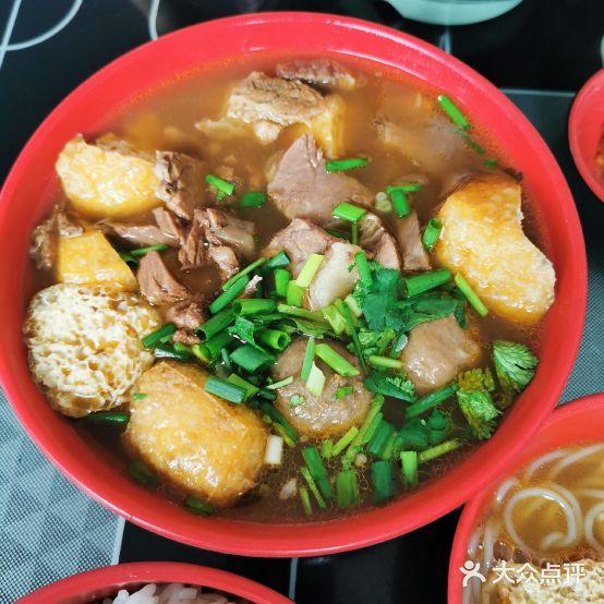 杂然牛杂(英州店) - 星际高球联盟-中国精英人士高尔夫旅游度假实景