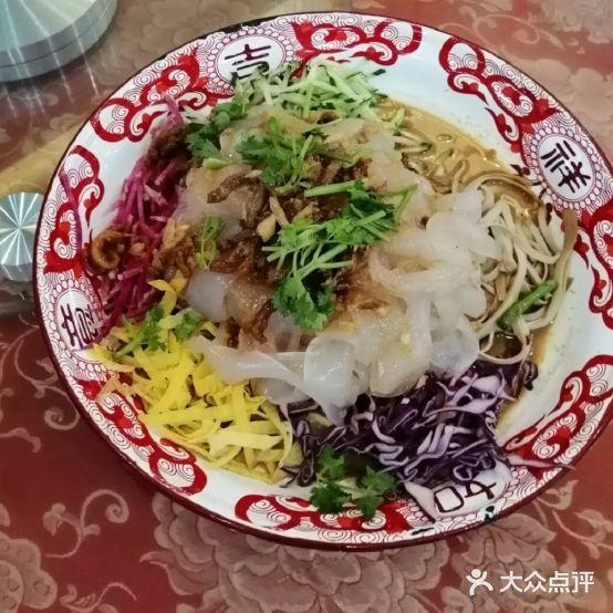 一家亲妈妈菜(振兴街店) - 星际高球联盟-中国精英人士高尔夫旅游度假实景