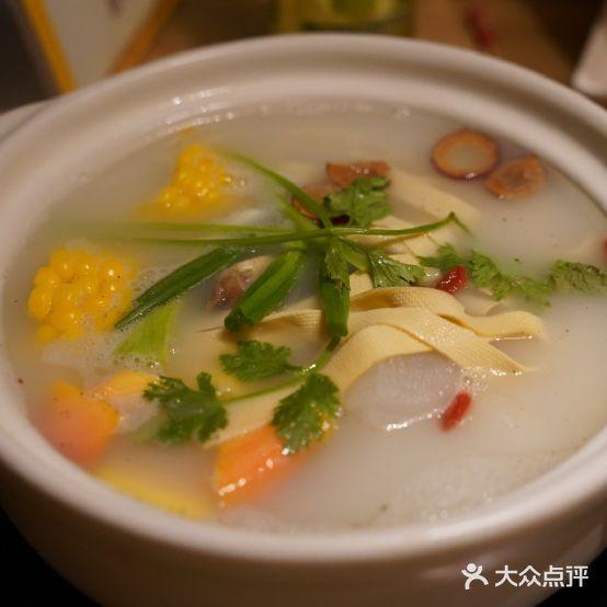 拾味馆(天成商城店) - 星际高球联盟-中国精英人士高尔夫旅游度假实景