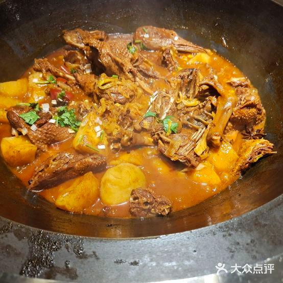 福地山河屯铁锅炖 - 星际高球联盟-中国精英人士高尔夫旅游度假实景