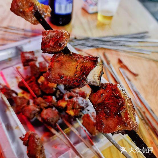 新疆阿不都大串烤肉(万科店) - 星际高球联盟-中国精英人士高尔夫旅游度假实景