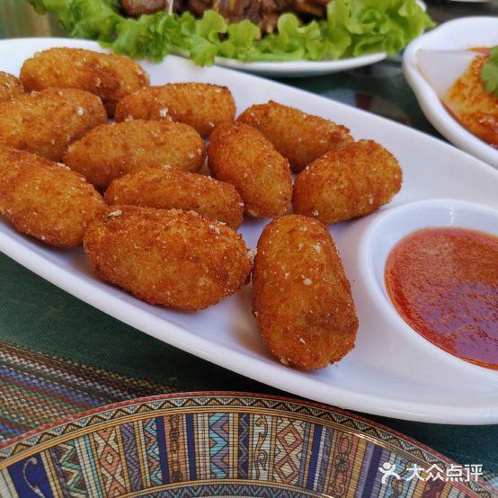 拉木民间藏餐屋(纳金路店) - 星际高球联盟-中国精英人士高尔夫旅游度假实景