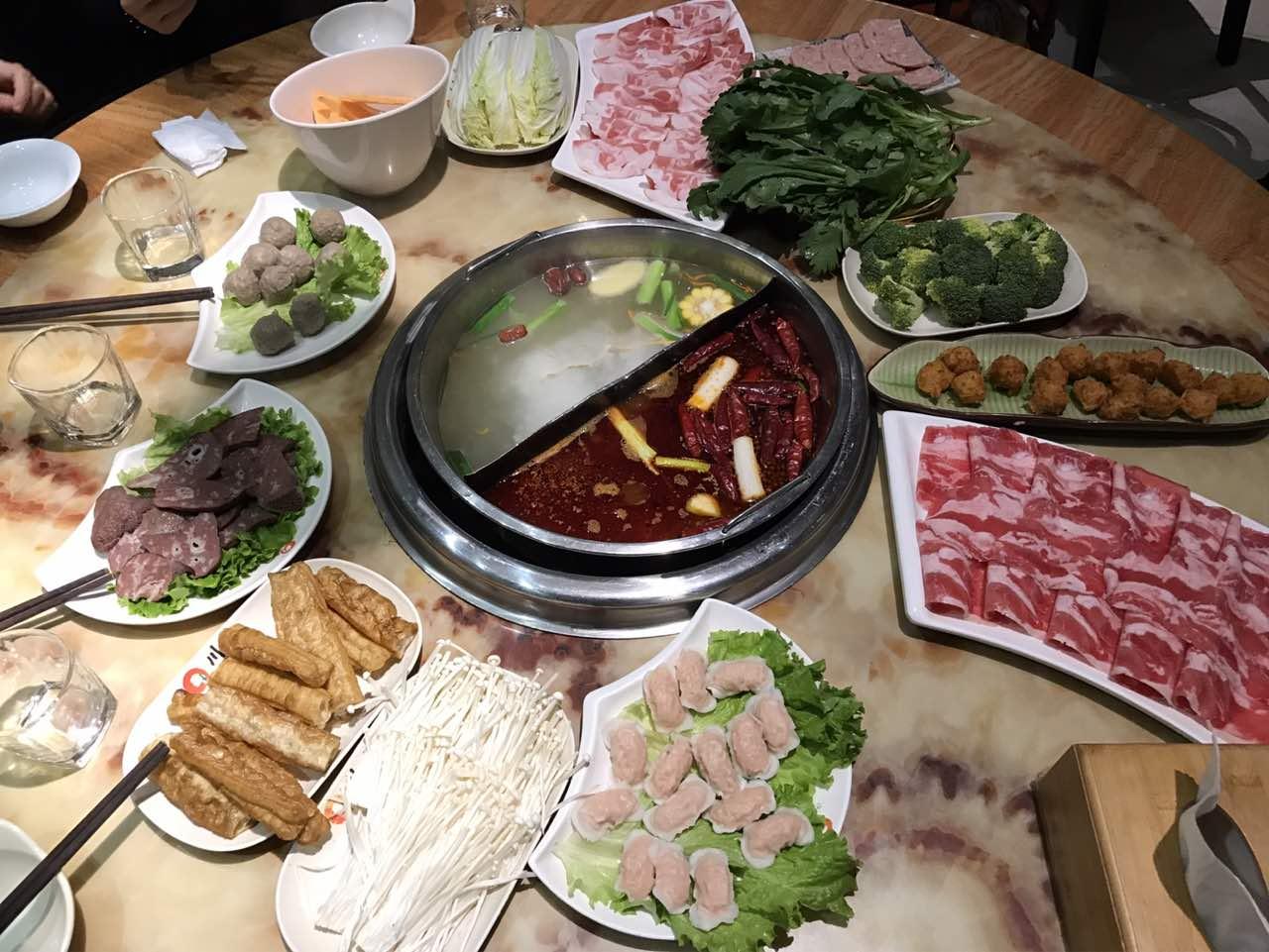 辣西辣川妹火锅(茶山店) - 星际高球联盟-中国精英人士高尔夫旅游度假实景