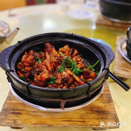 万家福好味居大家福·啫啫煲(奔富广场店) - 星际高球联盟-中国精英人士高尔夫旅游度假实景