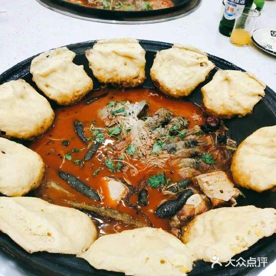 郭锅记铁锅炖鱼总店(春熙嘉园店) - 星际高球联盟-中国精英人士高尔夫旅游度假实景