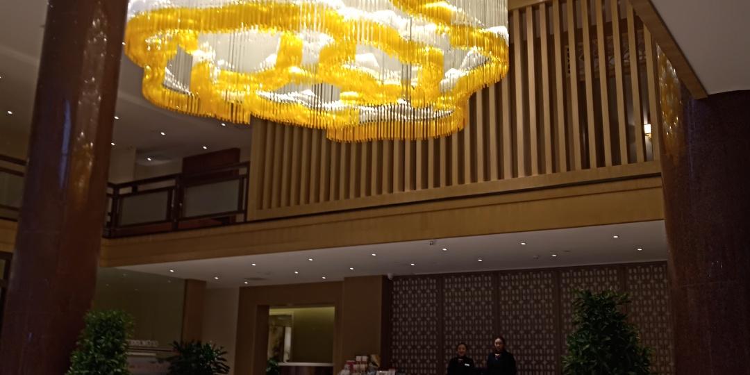 和平饭店(光雾山大道朝阳中段店) - 星际高球联盟-中国精英人士高尔夫旅游度假实景