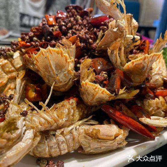 乡老坎麻辣龙虾店(桂林路店) - 星际高球联盟-中国精英人士高尔夫旅游度假实景