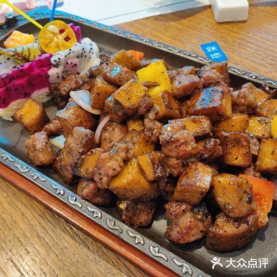 丽景美食(中心路店) - 星际高球联盟-中国精英人士高尔夫旅游度假实景