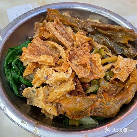 凤张螺蛳粉(跃进路店) - 星际高球联盟-中国精英人士高尔夫旅游度假实景