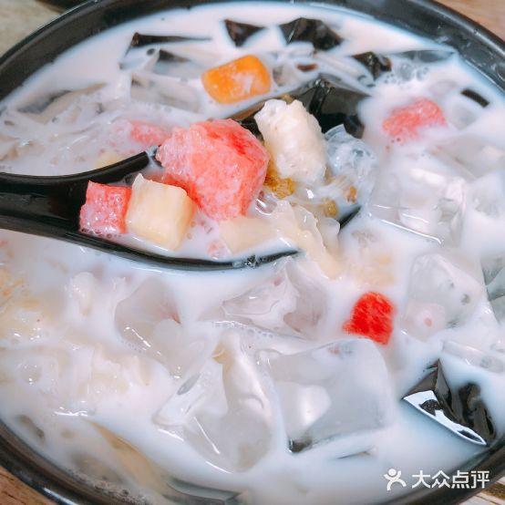 猫家酸辣粉(大修厂一区店) - 星际高球联盟-中国精英人士高尔夫旅游度假实景