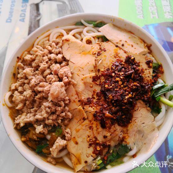 黄金娣米线(盛邦老店) - 星际高球联盟-中国精英人士高尔夫旅游度假实景