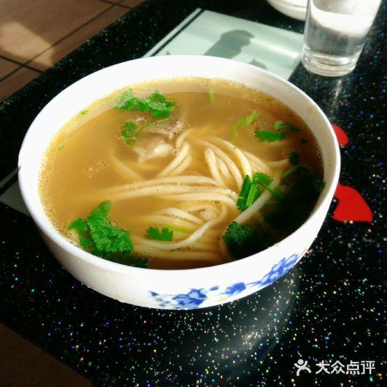 十二忠手拉面(五福店) - 星际高球联盟-中国精英人士高尔夫旅游度假实景