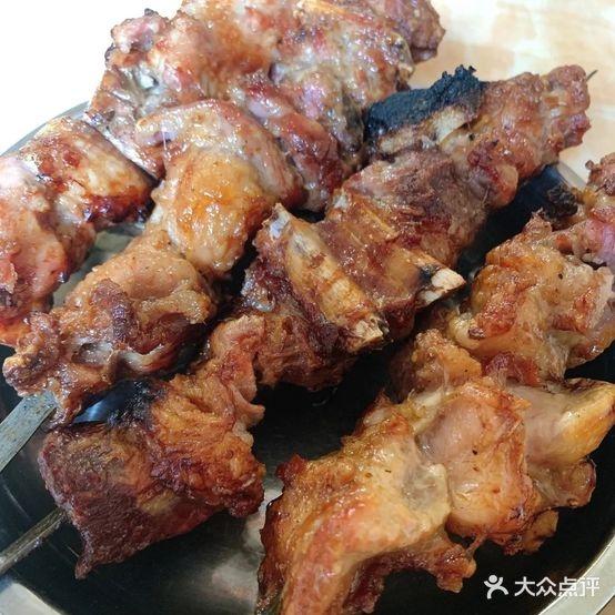 乌斯塔刀切面馕坑烤肉 - 星际高球联盟-中国精英人士高尔夫旅游度假实景