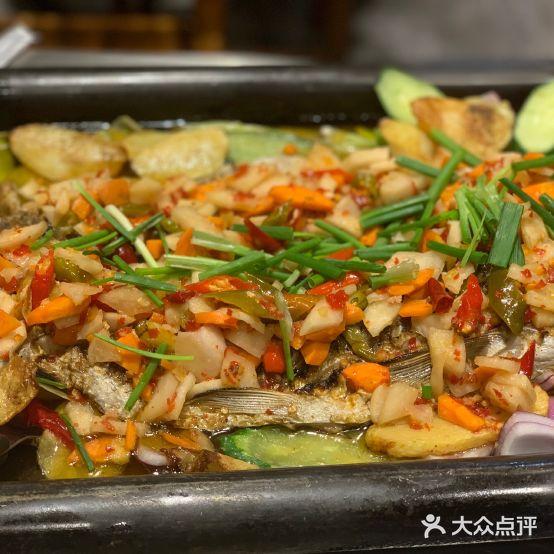 宣恩河边烤活鱼(恩施店) - 星际高球联盟-中国精英人士高尔夫旅游度假实景