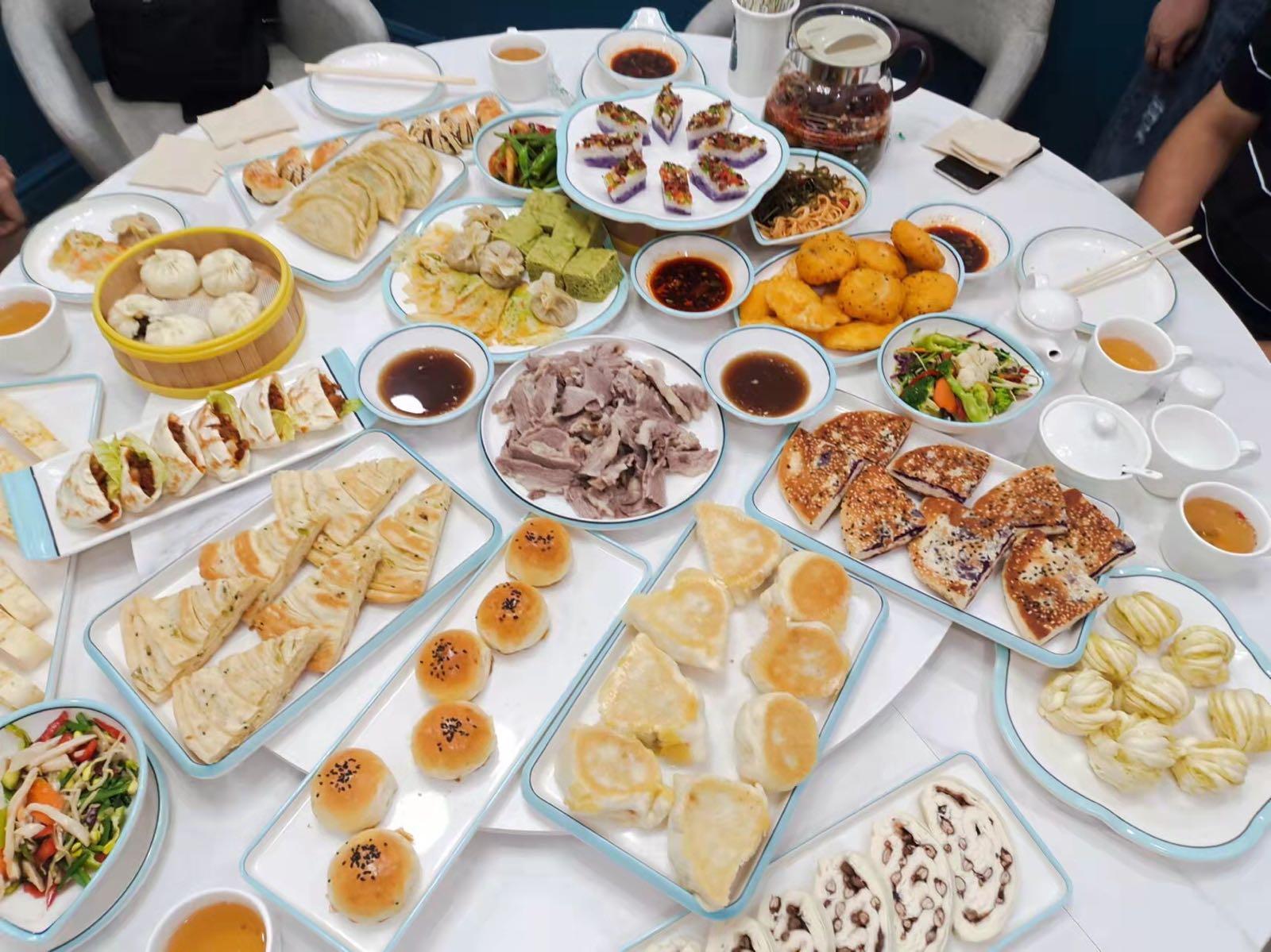 满碗香牛肉面(永昌店) - 星际高球联盟-中国精英人士高尔夫旅游度假实景
